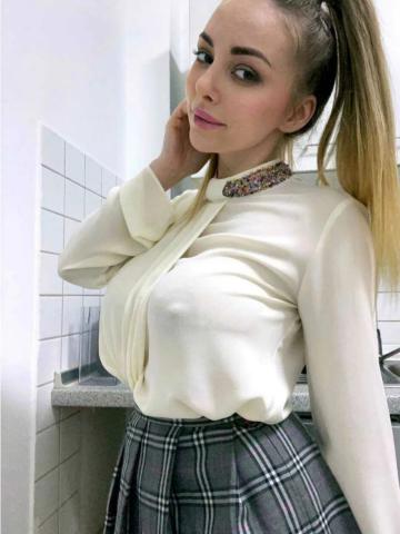 Юля